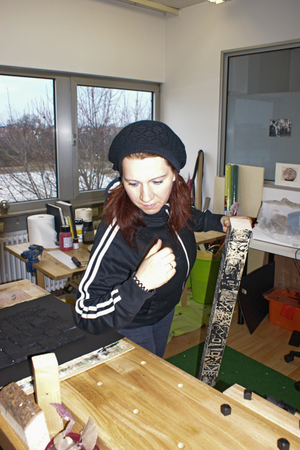 Christiane Weber im Atelier
